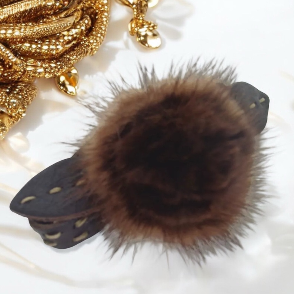 FENDI Selleria Mink Fur/Leather Bracelet 😍🔥❤️ - Picture 3 of 8